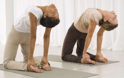 Ejercicios para Adelgazar. Practicando Yoga.